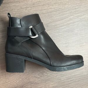 Elodie Black Leather Ankle Boots